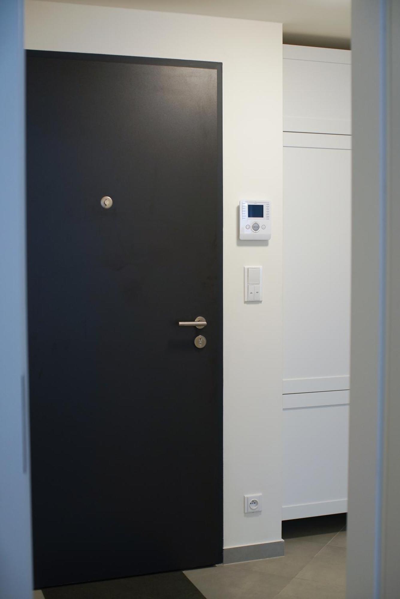 Holesovice Delight: Modern Comfort With A Twist In Prague 7 Экстерьер фото